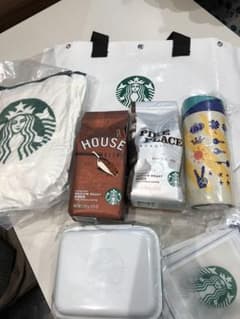 スターバックス福袋2019のサムネイル