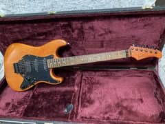 VARITA VST001 ヴァリータ ストラト SSH EMG フロイドローズ - メルカリ