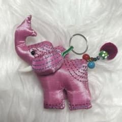 タイ　ピンク ゾウのサムネイル