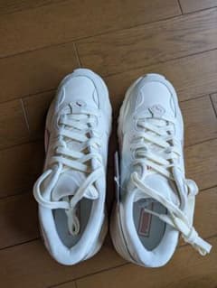 PUMA 厚底スニーカー　パルサーウェッジ　ウィメンズのサムネイル