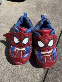 スパイダーマン キッズ スニーカーのサムネイル