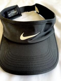 【美品】NIKE レディース　バイザーのサムネイル