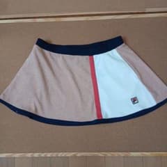 FILA スポーツスカート ベージュ/ホワイト/レッドのサムネイル