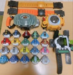 仮面ライダーゴースト 変身ベルト、武器、ガジェット、アイコンセットのサムネイル