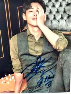 ジス直筆サイン入り超 特大写真…Ji Soo…花ざかりの君たちへ ジス直筆サイン入り超 特大写真…Ji Soo…花ざかりの君たちへ - メルカリ