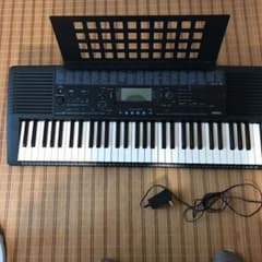 更に大幅値下げ！ヤマハ　電子キーボード　psr-320  動作確認済みのサムネイル