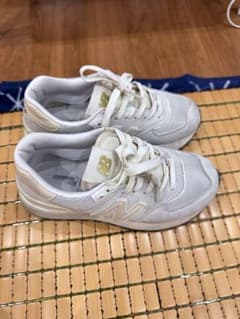 New Balance スニーカーのサムネイル