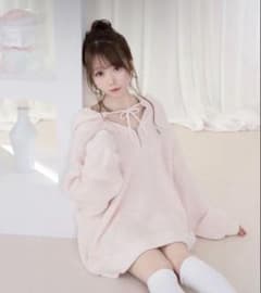 Rosé Muse Over sized half zip hoodie - メルカリ