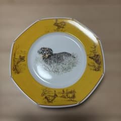 エルメス　HERMES シャス　食器　犬　プレート　八角形　ダックスフンド　黄 エルメス HERMES シャス 食器 犬 プレート 八角形 ダックスフンド 黄
