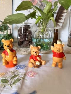 くまのプーさん　陶器フィギュアのサムネイル