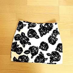 値下げ！ スカートのサムネイル