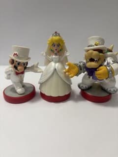 Nintendo amiibo スーパーマリオオデッセイ マリオ&ピーチ&クッパのサムネイル