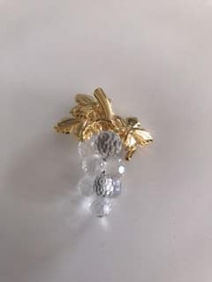 SWAROVSKI 　クリスタル　葡萄ぶどう　ブローチのサムネイル