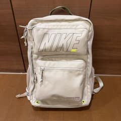 NIKEリュックのサムネイル