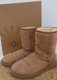 UGG Australia ムートンブーツのサムネイル