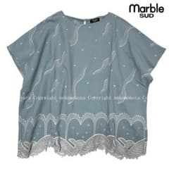 美品 マーブルシュッド クジラレース 刺繍トップス ブラウス くじら Tシャツ 美品 マーブルシュッド クジラレース 刺繍トップス ブラウス くじら T