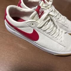 Nike SB ホワイト/レッド　サイズUS 9のサムネイル