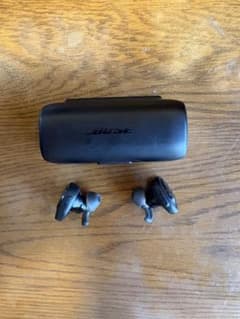 BOSE ワイヤレスイヤホン 及び充電コードのサムネイル