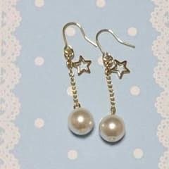 星とパールのゆらゆらピアス☆のサムネイル