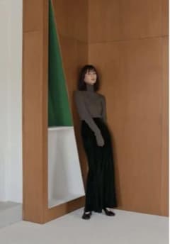 louren finger hole turtle knitのサムネイル