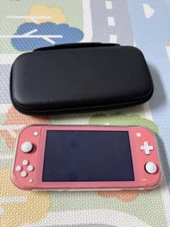 Nintendo Switch Lite コーラル 本体 充電器・ケース付のサムネイル