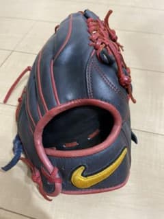 ナイキグローブ　岩村モデルのサムネイル