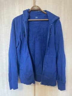 格安2着で500円　ユニクロ　パーカー　Sサイズのサムネイル