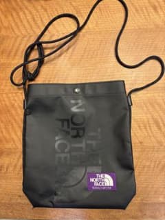 早い者勝ち　THE NORTH FACE ブラックサコッシュのサムネイル