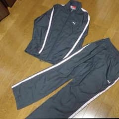 プーマシャカシャカ上下値下げ‼️のサムネイル