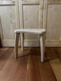 1441建具屋58年のおじいさんの手作り木製サイドテーブル、イス