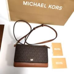 ❤️最終値下げ中❤️マイケルコース　ウォレットショルダーバックのサムネイル