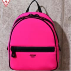 guess リュックのサムネイル