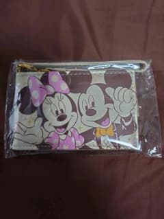ディズニーパスポートケース(年パス購入者特典)のサムネイル