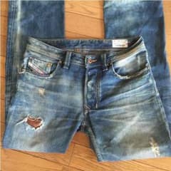 値下げしました。DIESEL インディゴダメージデニムのサムネイル