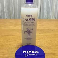 ハトムギ化粧水  ニベア青缶のサムネイル