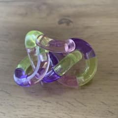 フィジェットトイ　（クネクネリング）のサムネイル