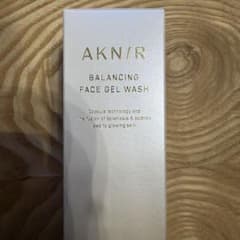 新品 AKNIR アクニー バランシング フェイス ジェルウォッシュのサムネイル