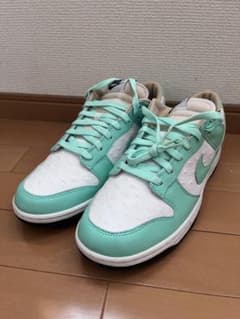 NIKE DUNK LOW RETRO SE ミントグリーンのサムネイル