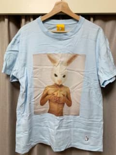 FR2 Tシャツ 兎 うさぎ ハンドブラ 水色のサムネイル