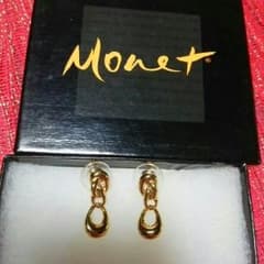 【更に値下げ♪】monet ピアスのサムネイル