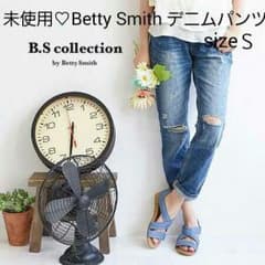 美品【Betty Smith】ダメージデニム♡のサムネイル