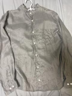 無印良品　ノーカラーシャツのサムネイル