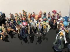 ワンピース フィギュア 100体前後 まとめ売りのサムネイル