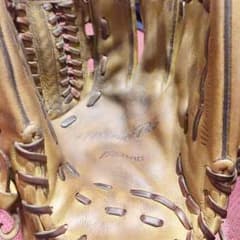 硬式グローブのサムネイル