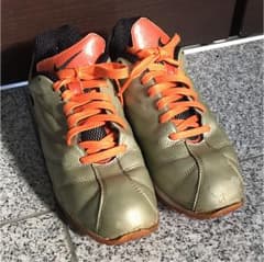 NIKE スニーカーのサムネイル