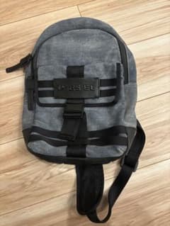 DIESEL グレー ショルダーバッグのサムネイル