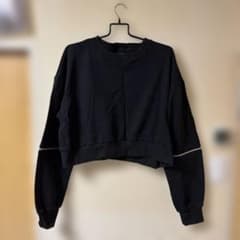 袖ジップ付き クロップド丈 トレーナー⭐️セールのサムネイル