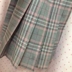 制服スカートのサムネイル