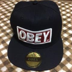 OBEYキャップ 美品のサムネイル
