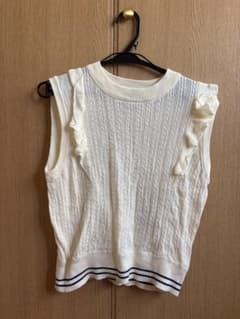 w closet ケーブル編み フリル ノースリーブ ニットのサムネイル
